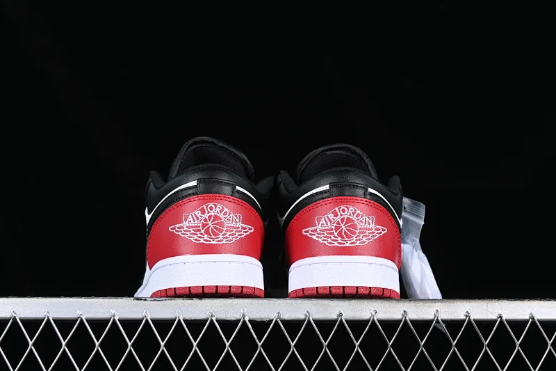 All categories Air Jordan Jordan series basketball shoes Air Jordan 1 Low Z version Air Jordan 1 Low SE "Bred Toe" AJ1 Joe 1 black and red low-top cultural casual sneakers 553558-161